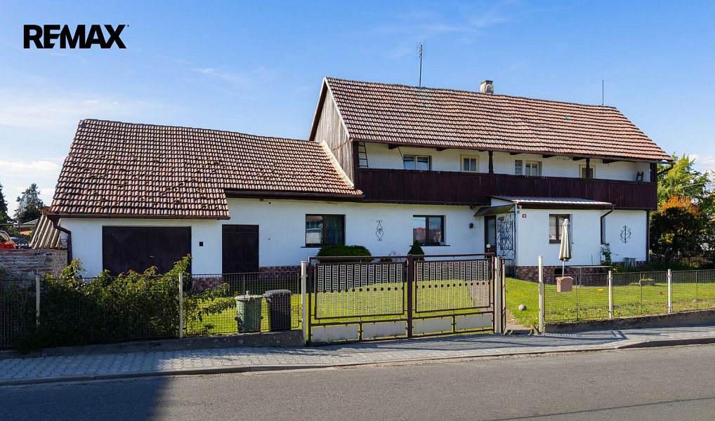 Prodej domu 157 m² s pozemkem 1 139 m², Velké Všelisy – fotka 1 z 25