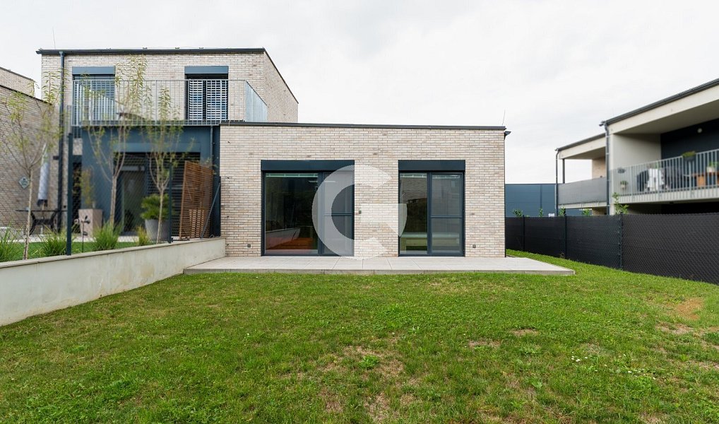 Prodej domu 80 m² s pozemkem 334 m², Zlín – náhled fotky 10