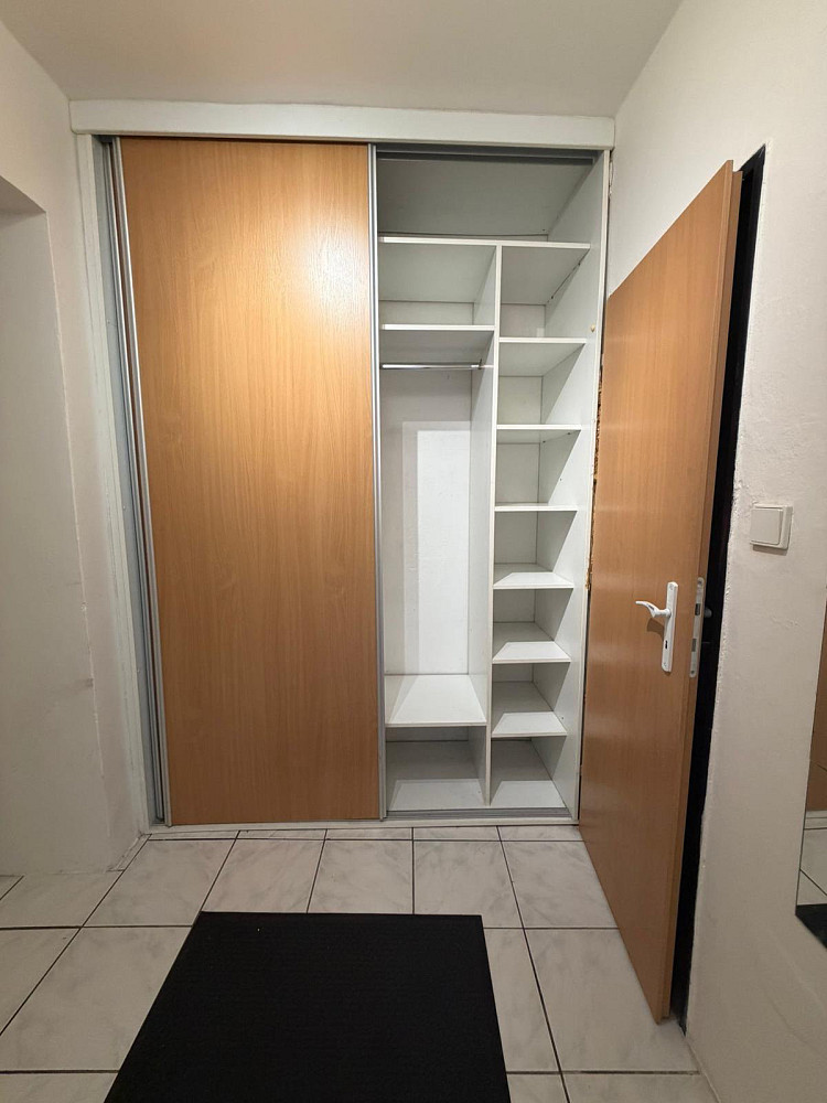 Pronájem bytu 1+kk 28 m² — photo 4