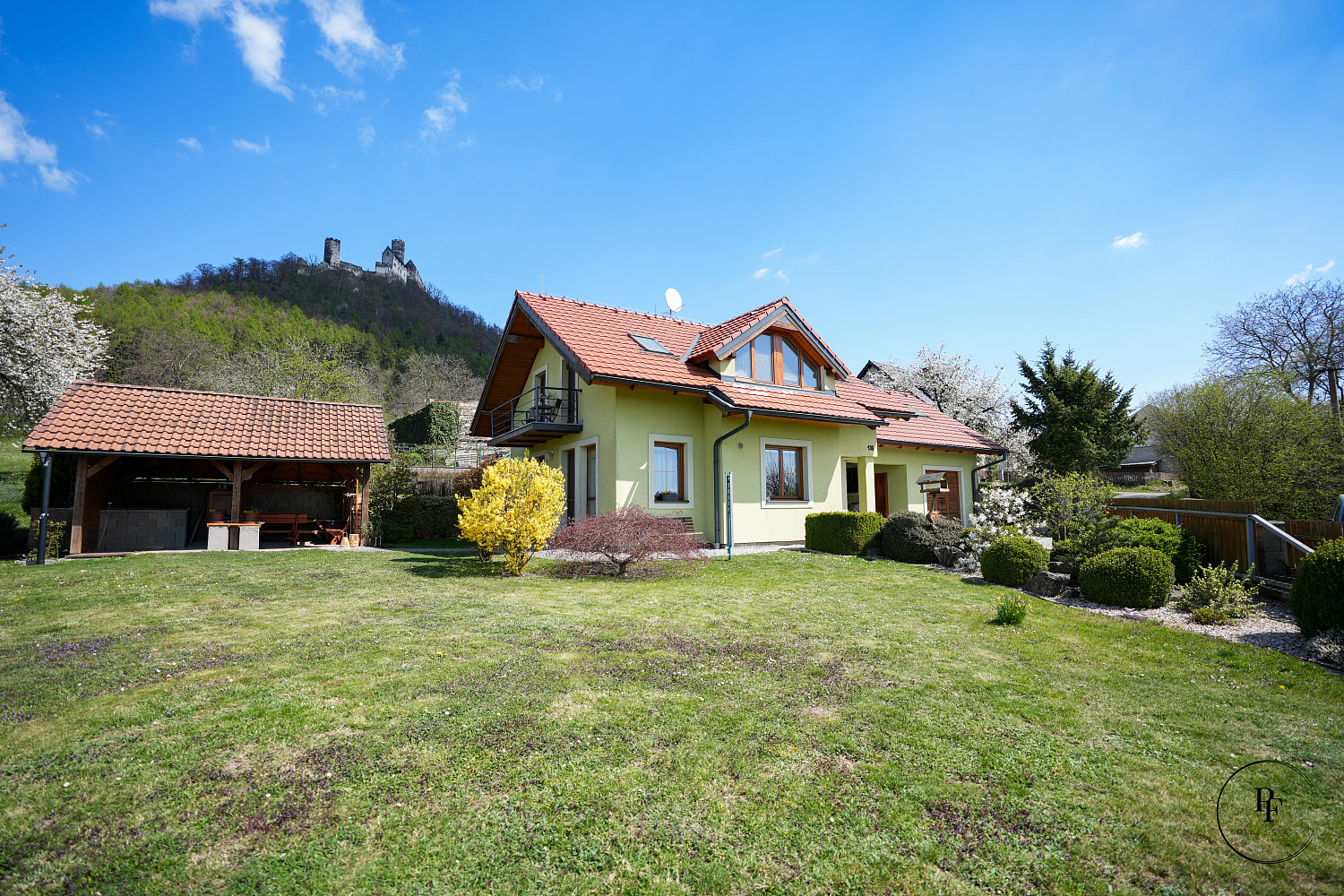 Prodej domu 134 m² s pozemkem 1 249 m² — photo 2