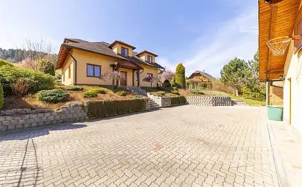 Prodej domu 232 m² s pozemkem 3 382 m², Lipová-lázně, okres Jeseník