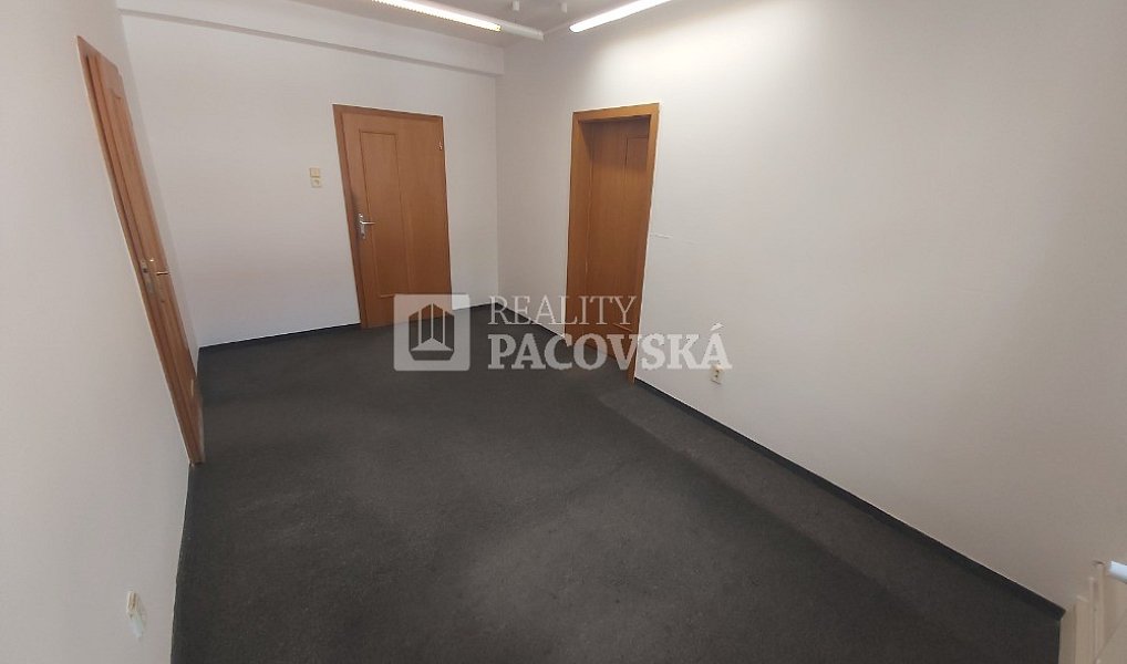 Pronájem kanceláře 54 m², Ústí nad Labem – náhled fotky 4