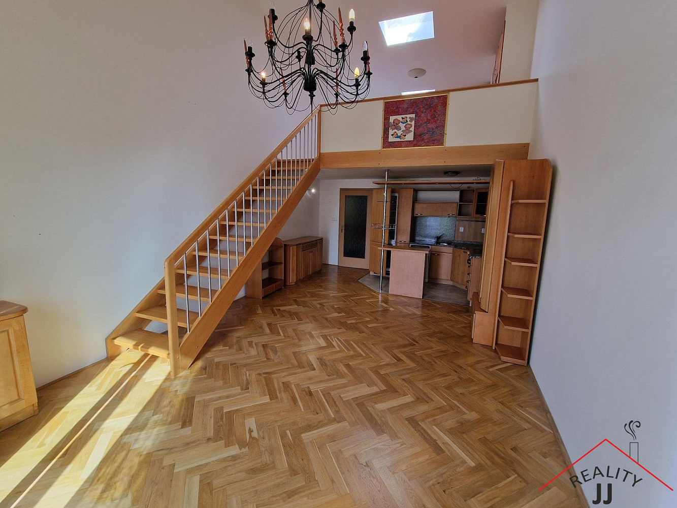 Pronájem bytu 3+kk 99 m²