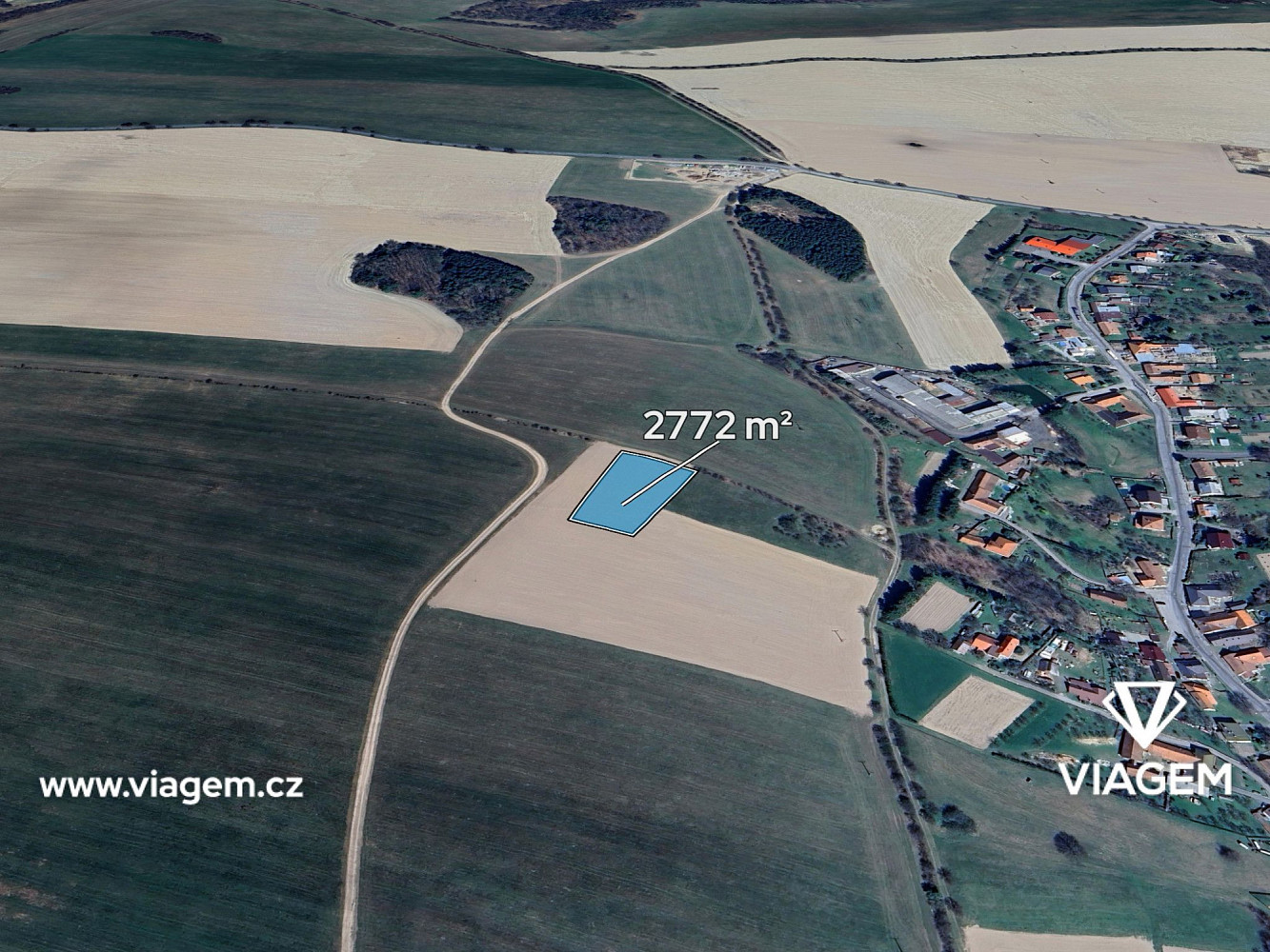 Pole 2 772 m²
