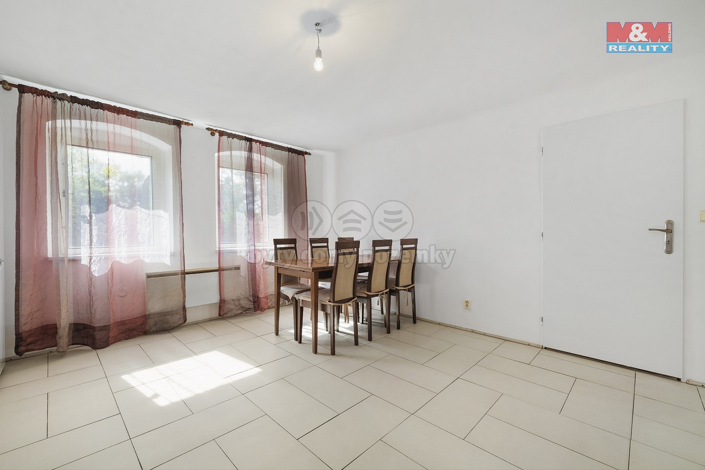 Prodej nájemního domu, činžáku 210 m² — photo 4