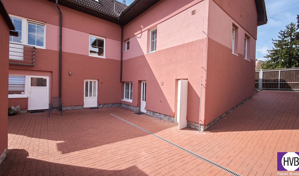 Pronájem obchodních prostor 47 m², Praha – náhled fotky 9