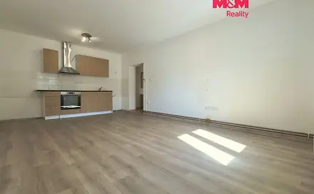 Pronájem bytu 2+kk 64 m², Chomutovská, Klášterec nad Ohří - Miřetice u Klášterce nad Ohří, okres Chomutov