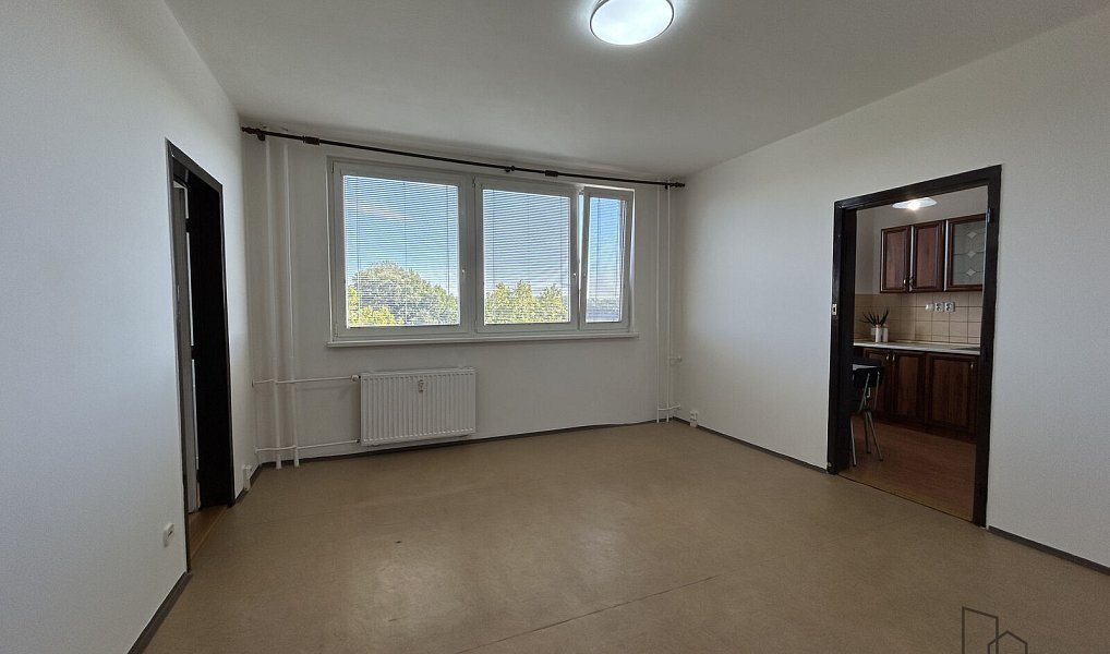 Pronájem bytu 2+1 45 m², Hodonín – náhled fotky 3