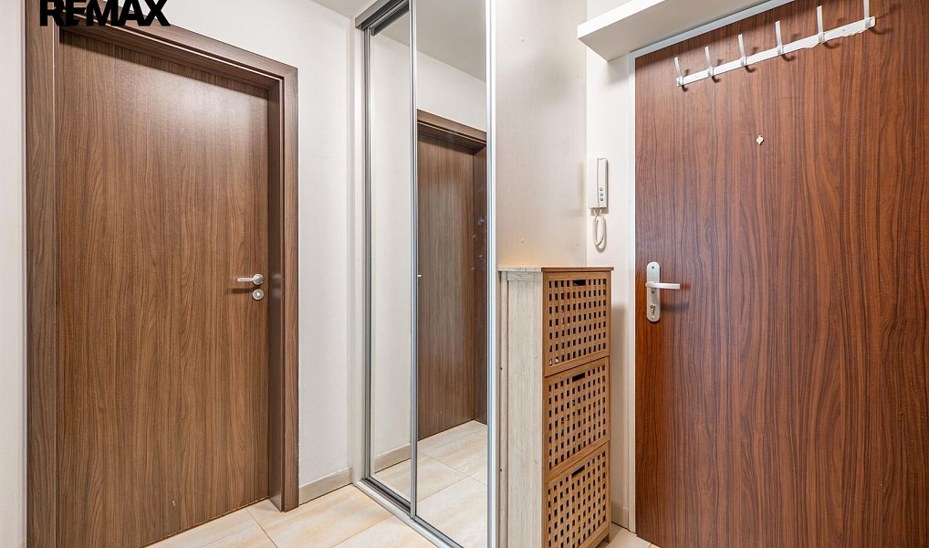 Prodej bytu 2+kk 48 m², Praha – náhled fotky 11