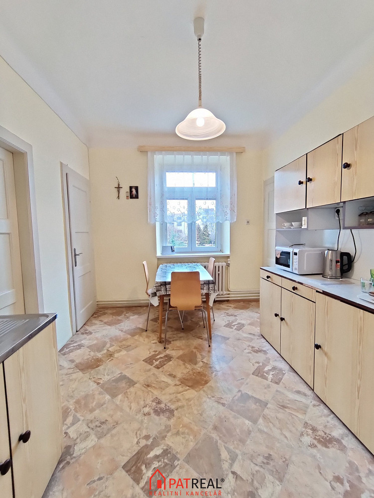 Pronájem pokoje 136 m² — photo 4