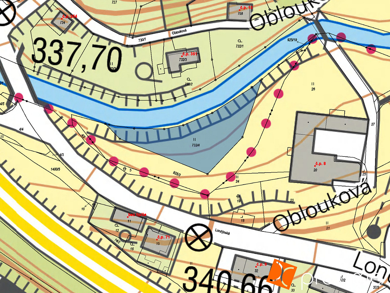 Prodej 1/4 pozemku 477 m² – pohled 3