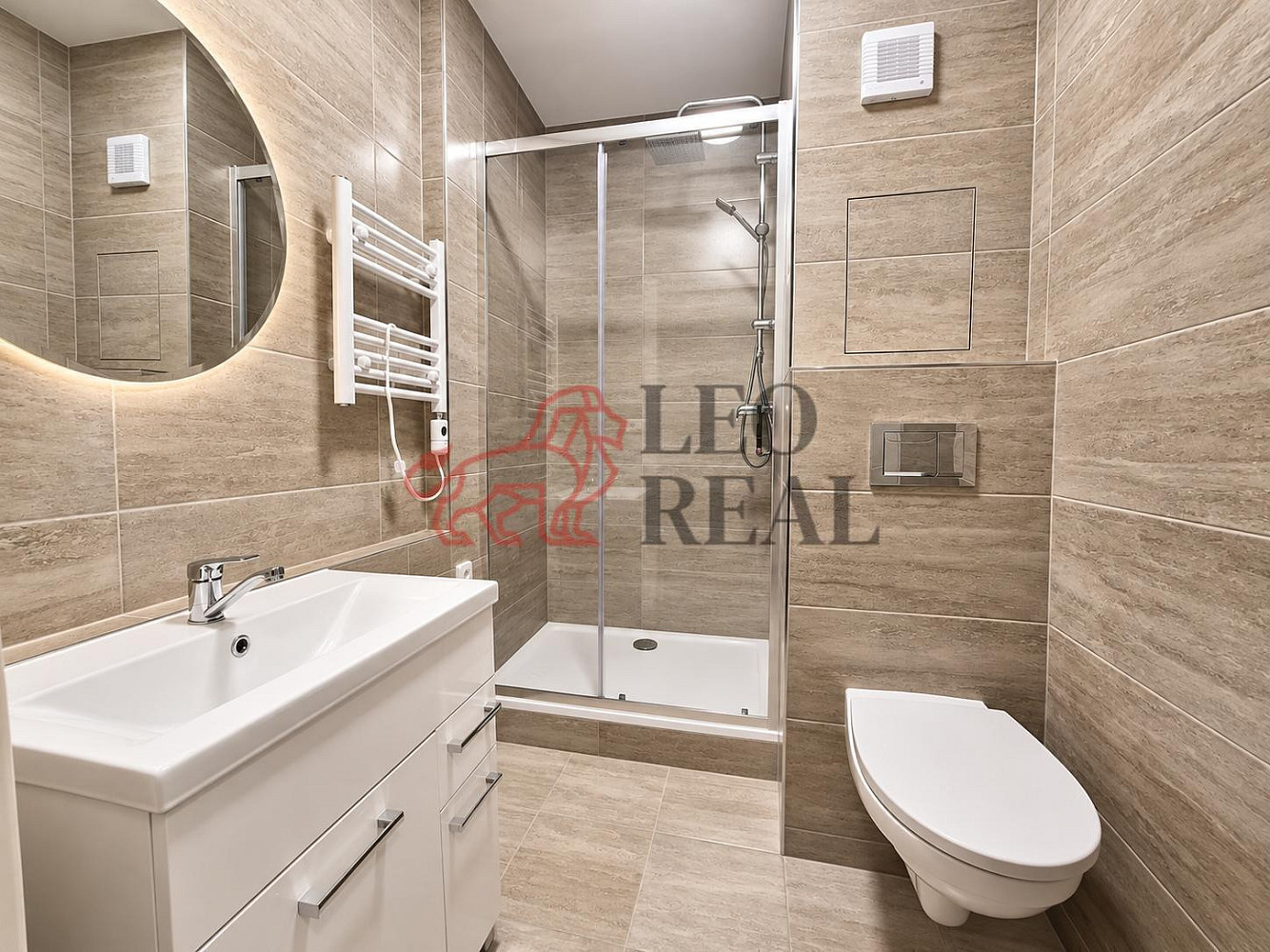 Pronájem bytu 2+kk 38 m² – fotografie 5