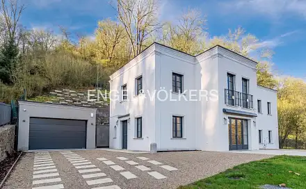 Prodej domu 253 m² s pozemkem 2 005 m², V Šáreckém údolí, Praha 6 - Dejvice