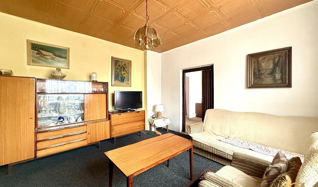 Prodej domu 188 m² s pozemkem 1 077 m², Cerhenice – náhled fotky 5