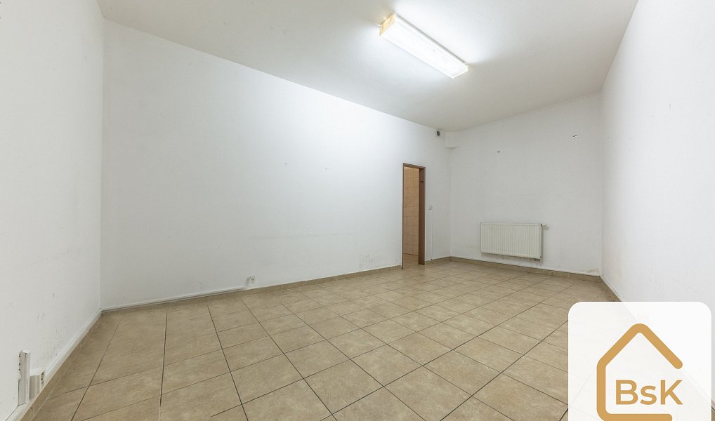 Pronájem obchodních prostor 228 m², Benešov – náhled fotky 15