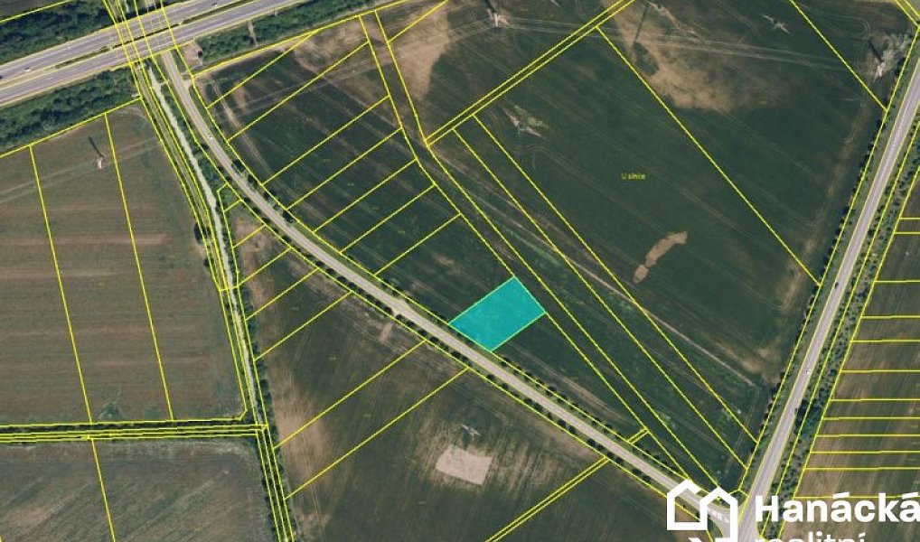 Prodej pole 1 888 m², Olomouc – fotka 1 z 3