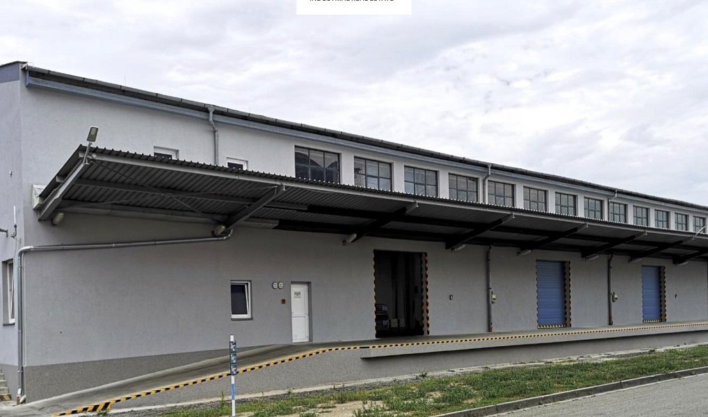 Pronájem výrobních prostor 1 578 m², Břeclav – fotka 1 z 11