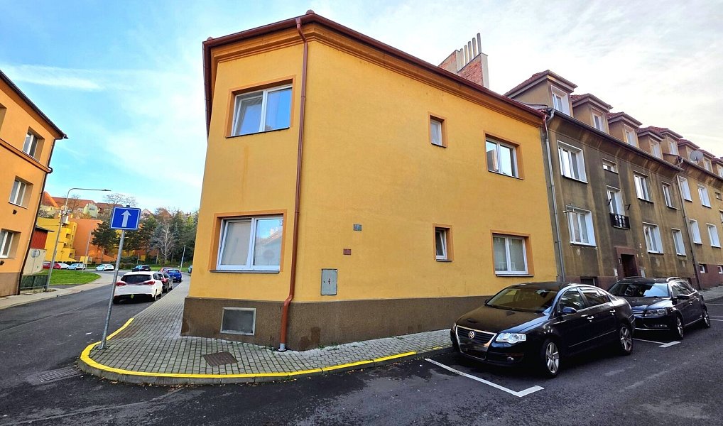 Prodej domu 172 m² s pozemkem 312 m², Žatec – náhled fotky 26