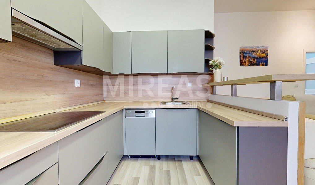 Prodej bytu 3+kk 68 m², Milovice – náhled fotky 3