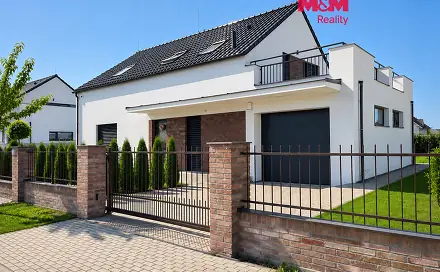 Pronájem domu 199 m² s pozemkem 685 m², Vrchlického, Poděbrady - Poděbrady V, okres Nymburk