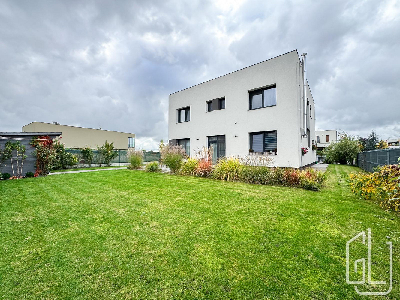 Prodej domu 260 m² s pozemkem 620 m² – pohled 4