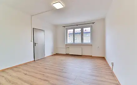 Pronájem bytu 1+1 35 m²