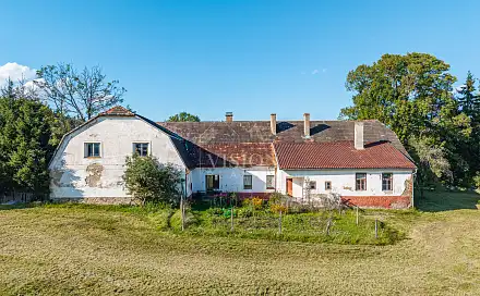 Prodej domu 408 m² s pozemkem 715 m², Vacov - Čábuze, okres Prachatice