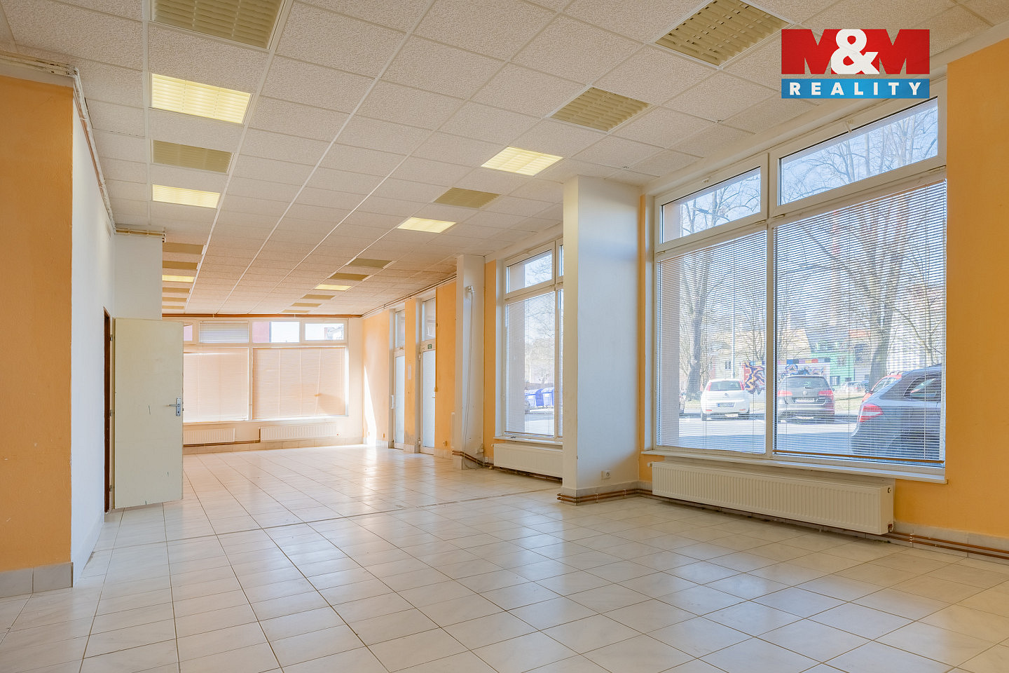 Prodej obchodních prostor 155 m² — photo 3