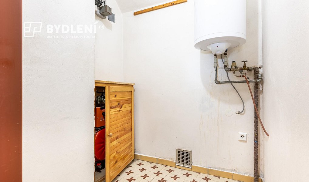 Prodej domu 207 m² s pozemkem 726 m², Kamýk – náhled fotky 13
