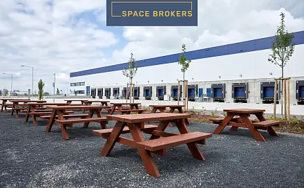 Pronájem skladovacích prostor 2 900 m², Cheb