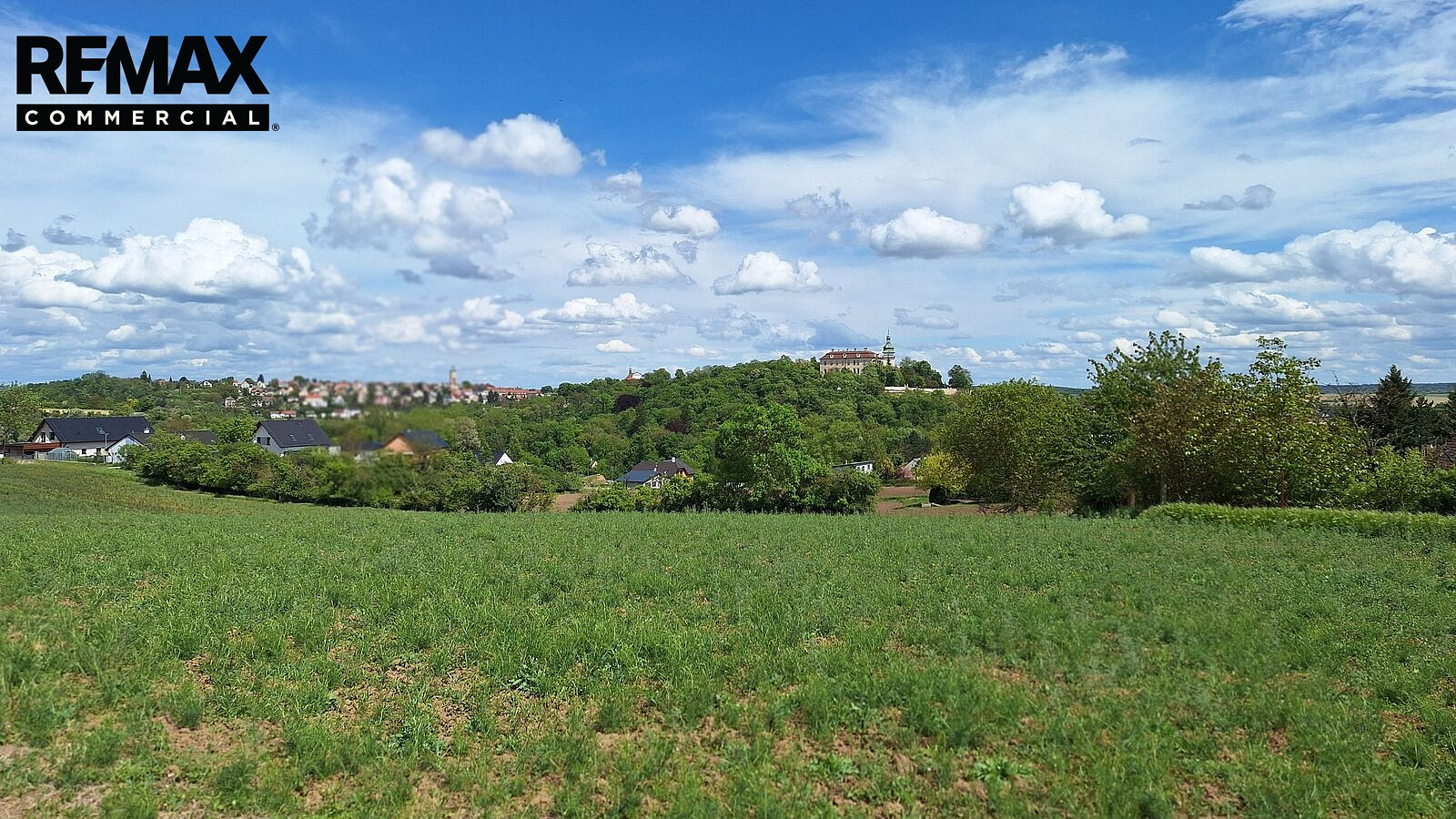 Prodej stavebního pozemku 800 m²