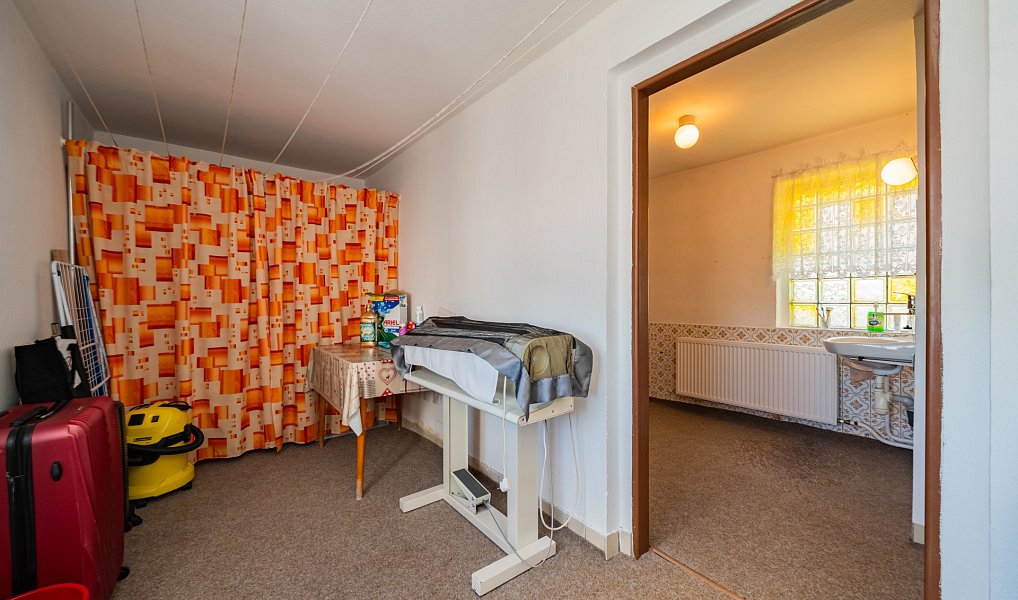 Prodej domu 270 m² s pozemkem 919 m², Tachov – náhled fotky 25