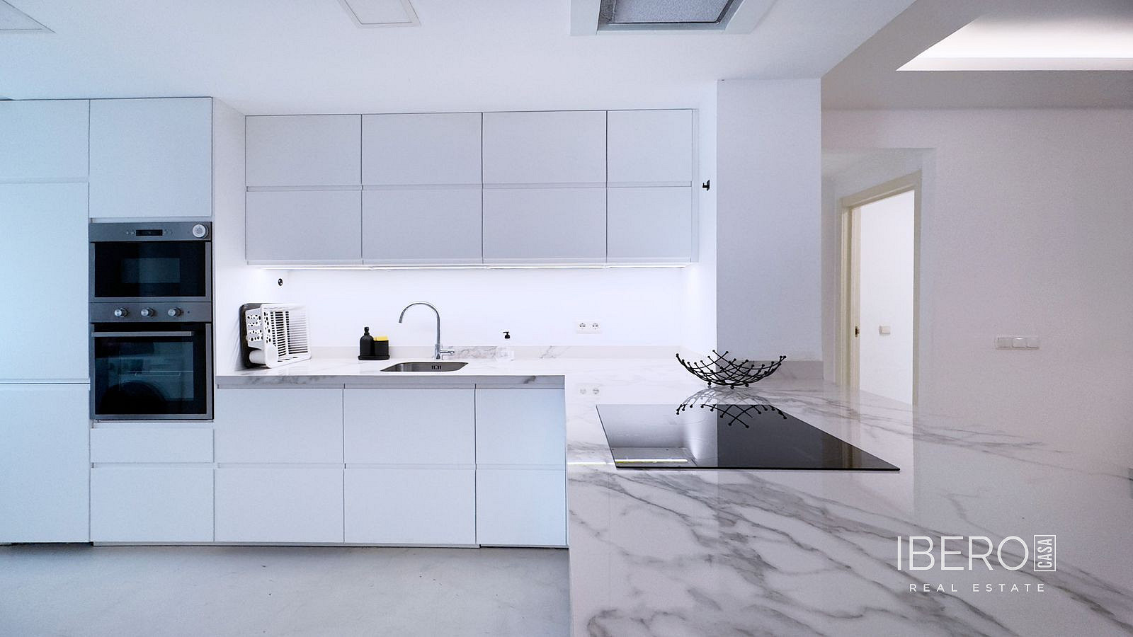 Piso 3+kk – Marbella, Nueva Andalucía - Vista 4