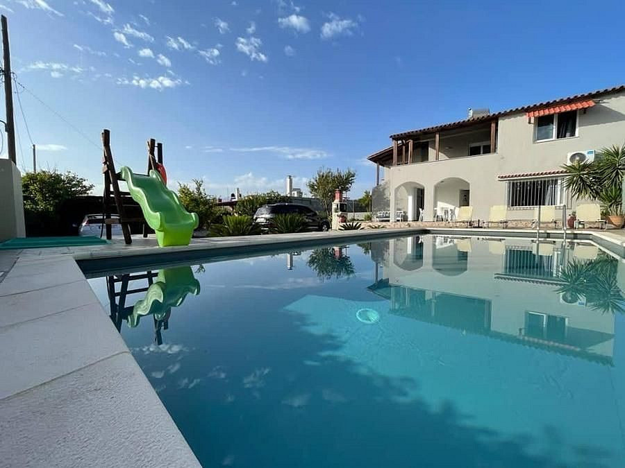 Prodej domu 136 m² s pozemkem 668 m²