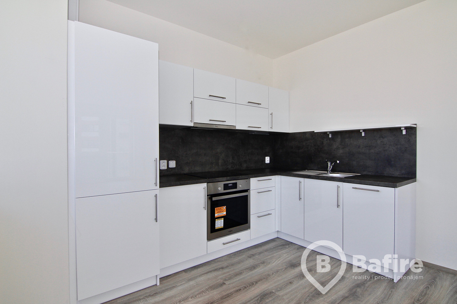 Pronájem bytu 1+kk 57 m²