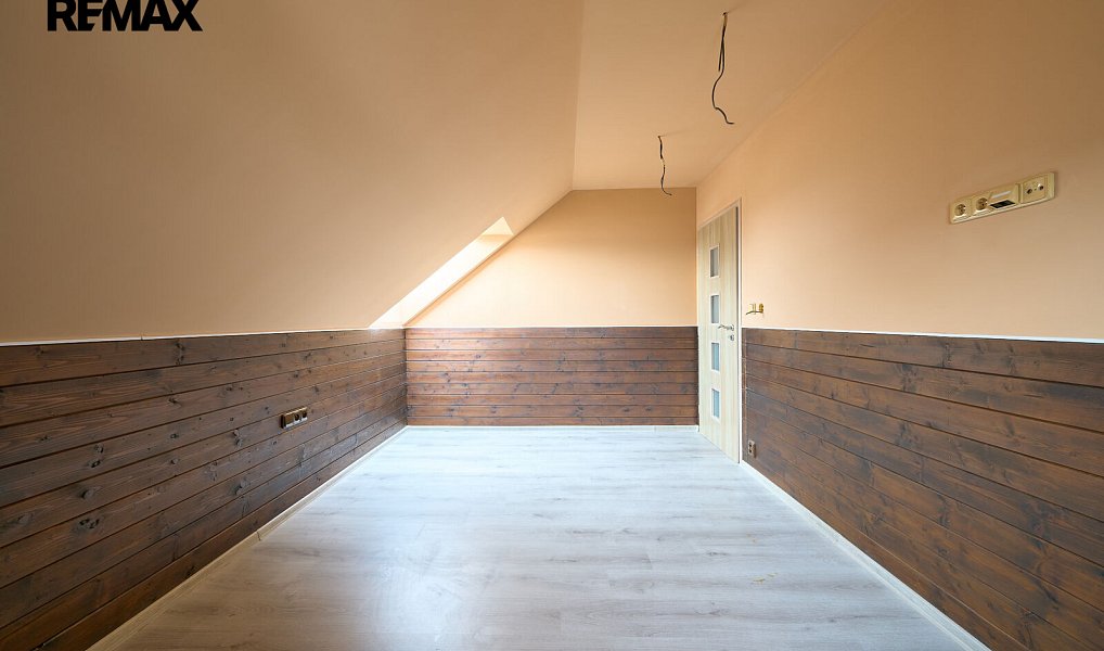 Prodej domu 177 m² s pozemkem 631 m², Olešnice – náhled fotky 24