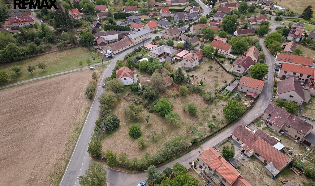 Prodej stavebního pozemku 1 050 m², Nečín – náhled fotky 4