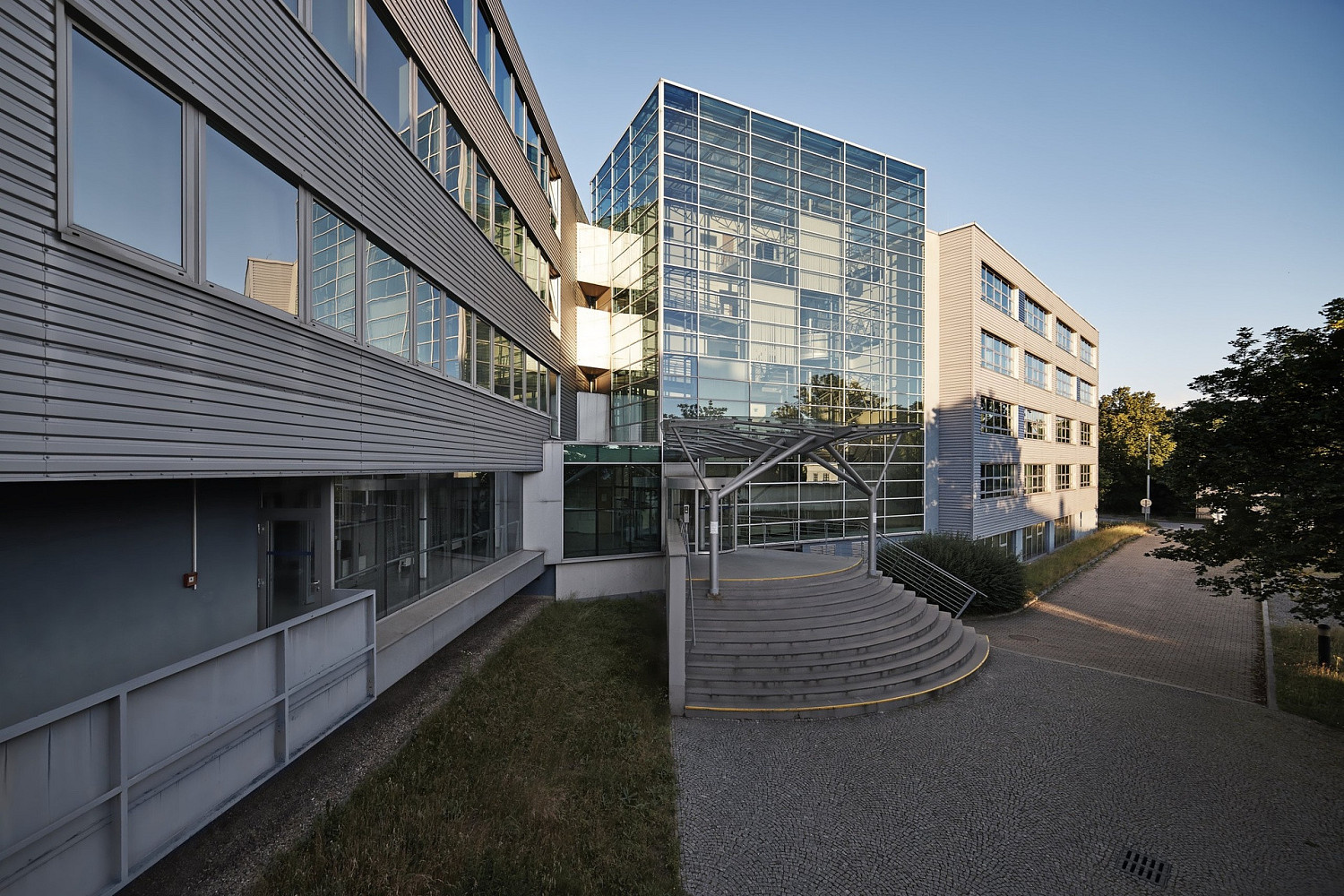 Pronájem kanceláře 122 m²