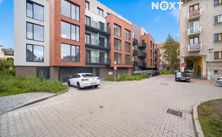 Pronájem bytu 2+kk 62 m², Na Střezině, Hradec Králové