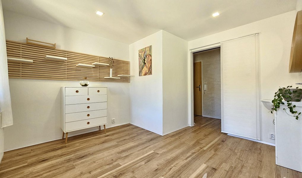 Pronájem bytu 2+kk 35 m², Praha – náhled fotky 7