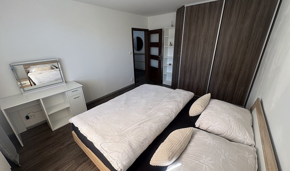 Pronájem bytu 3+1 68 m², Jičín – náhled fotky 11