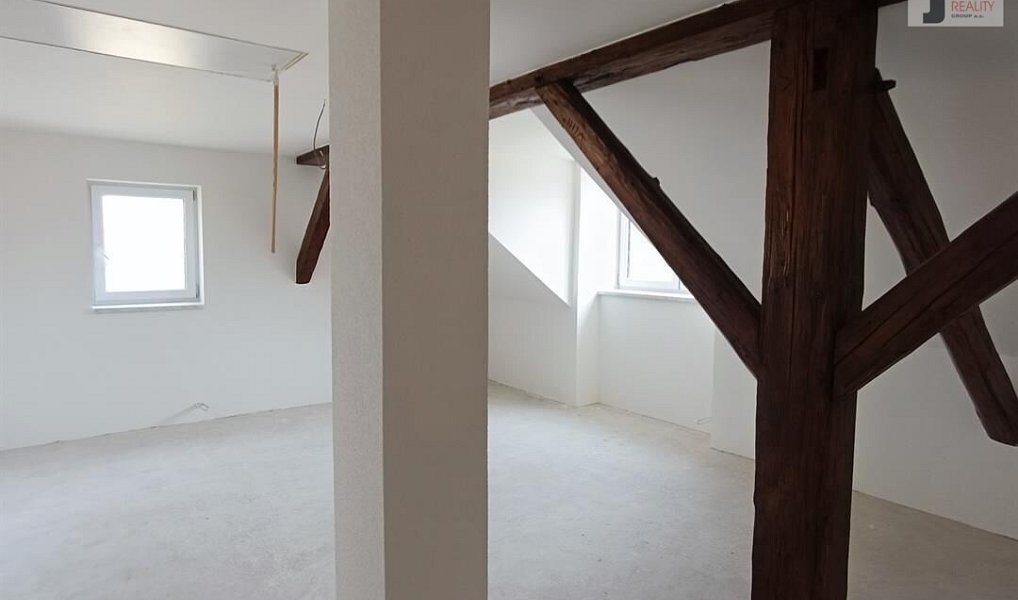 Prodej chaty/chalupy 540 m² s pozemkem 2 366 m², Týniště – náhled fotky 15