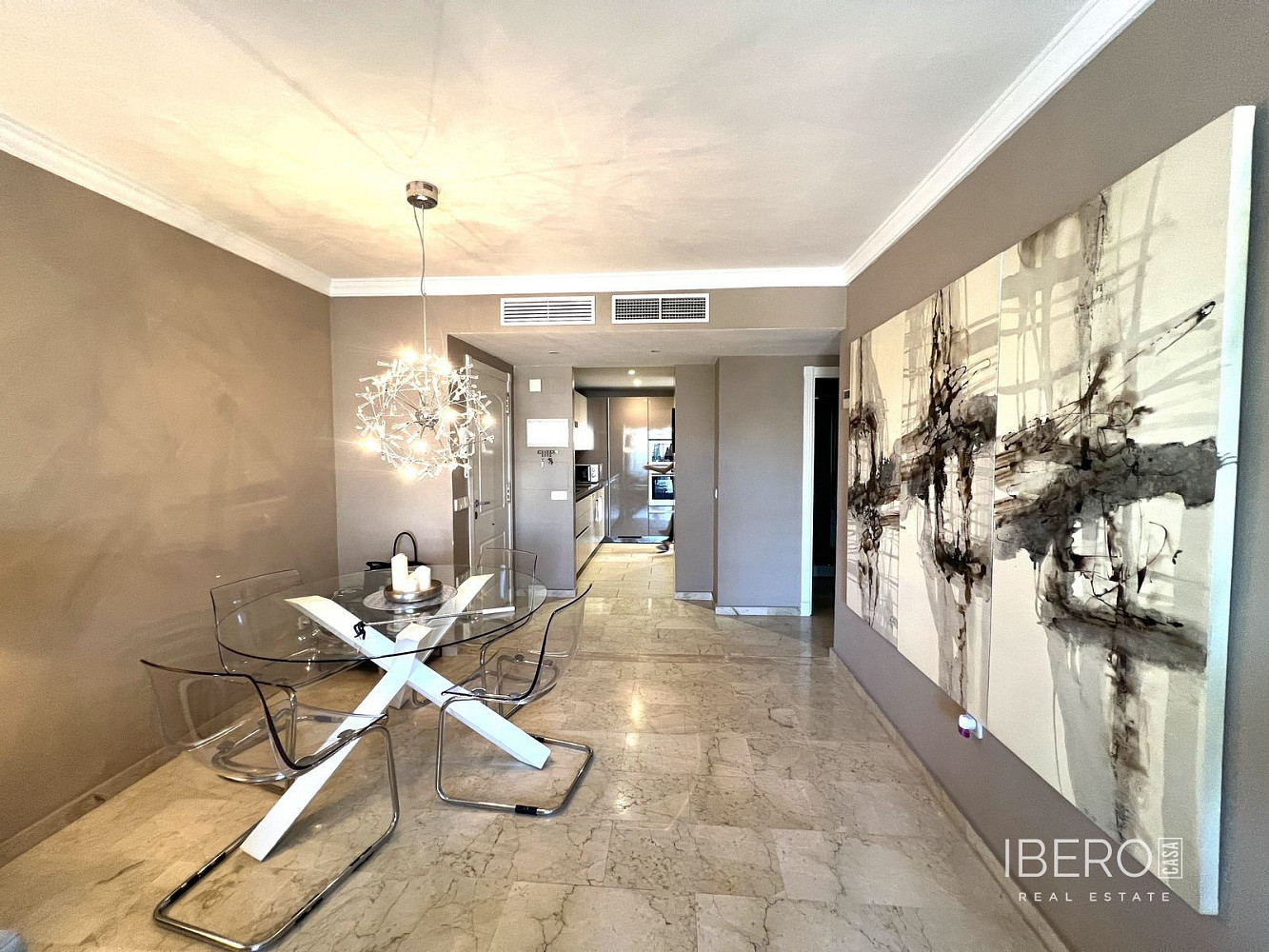 Piso 3+kk – Marbella, Nueva Andalucía - Vista 3