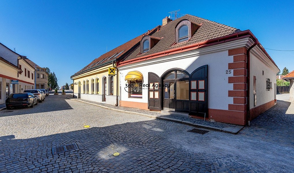 Prodej obchodních prostor 390 m², Kamenice nad Lipou – fotka 1 z 29