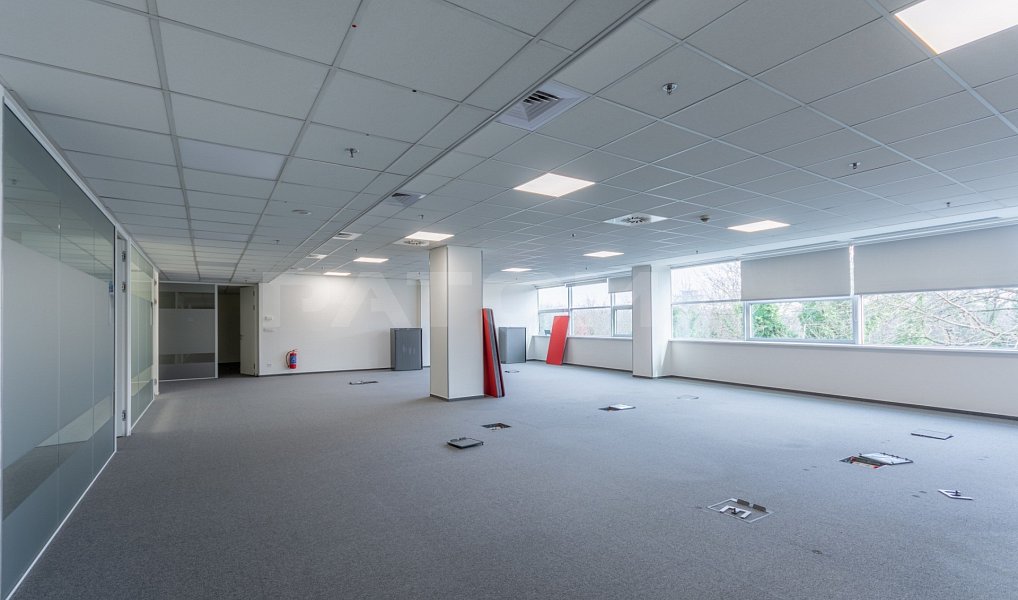 Pronájem kanceláře 1 092 m², Praha – náhled fotky 2