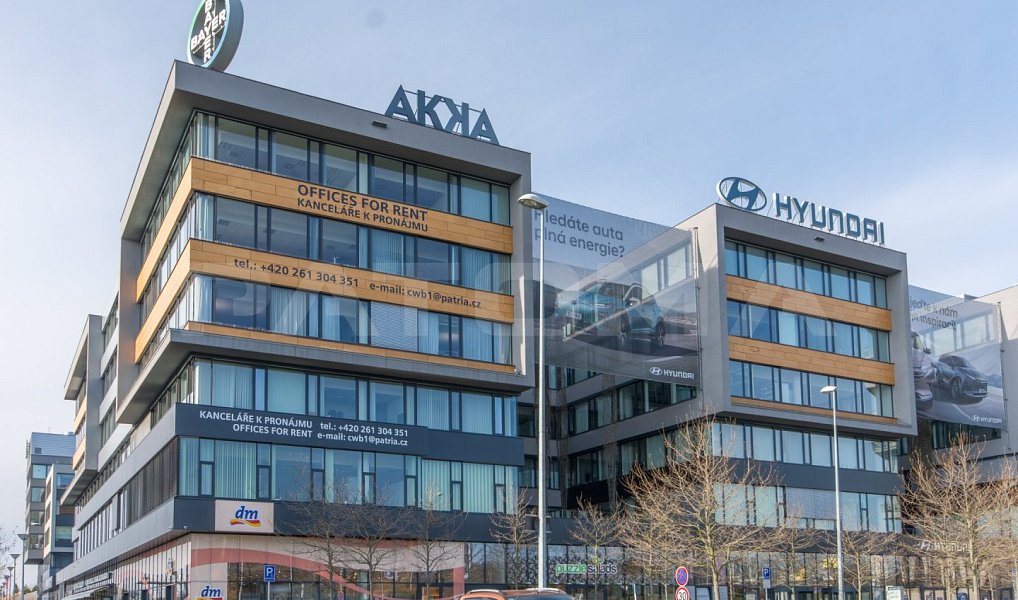Pronájem kanceláře 235 m², Praha – fotka 1 z 20