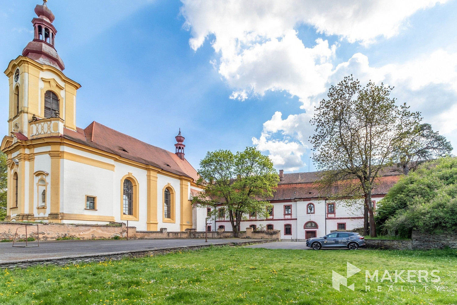 Prodej komerčního pozemku 7 700 m²
