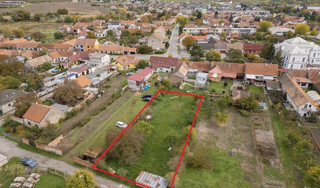 Prodej stavebního pozemku 1 055 m², Novosedly – náhled fotky 2