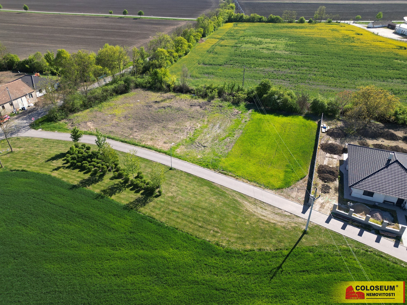 Prodej stavebního pozemku 2 009 m², Strachotice