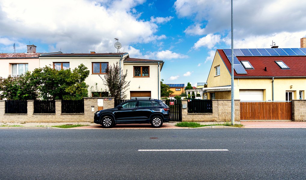 Prodej domu 197 m², Praha – fotka 1 z 23
